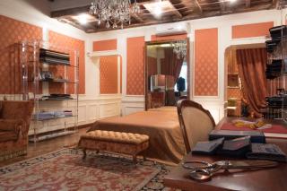 The Tailor's Suite - Rom - 1