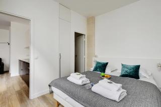 Chic Apartment -2BR-6P- Oberkampf-République - París - 5