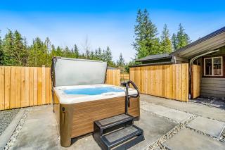 The Entire Property at Mount Walker Inn - Quilcene - 4