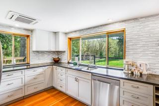 The Entire Property at Mount Walker Inn - Quilcene - 2