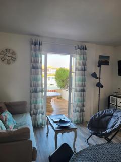 VILLA AUX CAPELLANS SUR LA MARINA POUR 4 PERSONNES - vue Marina - Parking - plage à 5 min à pied - Saint-Cyprien - 3