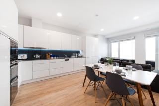 Yugo Explore - Kavanagh Court - 2