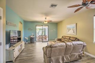 Pool and Lanai Centrally Located Cape Coral Home - Cape Coral - 6