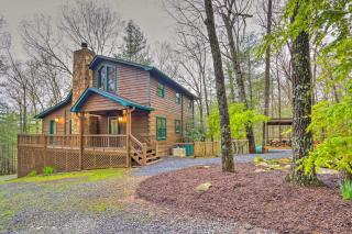 Blue Ridge Cabin with Hot Tub, Fire Pit, and Game Room - 8