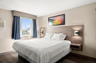 The Elmwood - Waterville - 6