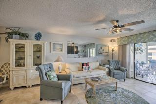 Pool and Canal Access Central Cape Coral Condo! - Cape Coral - 8