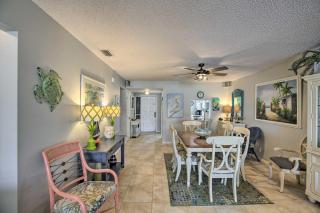 Pool and Canal Access Central Cape Coral Condo! - Cape Coral - 2