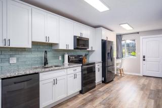 Spacious Townhome l Walk to World-Class Beaches and Local Dining! - Kihei - 7