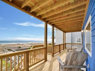 Sea Haven - OCEANFRONT! Amazing master suite with a private oceanfront deck! Recently renovated and perfect for the entire family home - Kure Beach - 8