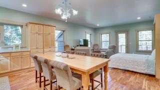 Leilani Cottage -Meredith Lodging - Rhododendron - 2