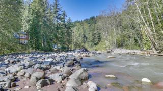 Leilani Cottage -Meredith Lodging - 1