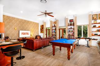 Luxury Penthouse 5 BDR 3 Bath Twin Rain Showers 365 sq mtrs - Port Douglas - 3