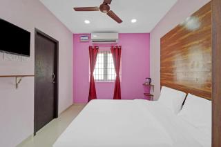 FabHotel Pavis Inn - 4