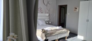 Lugas Apartman Miskolctapolca 2 hálószoba Dézsa és Jakuzzi közel a Barlangfürdőhöz - Miskolctapolca - 2