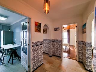 FLH Faro Family Flat with Balcony - 1