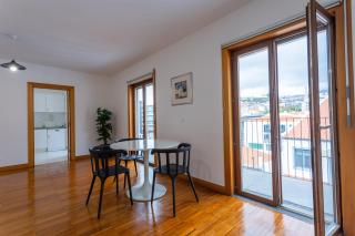 FLH Funchal Studio with Balcony - 9