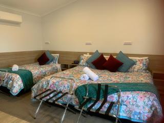 Merriwa Golden Fleece Motor Inn & Lodge incorporating Merriwa Motor Inn & Motel - Merriwa - 5