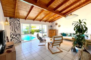 Villa Tiare amazing view - private pool - 4 bedrooms- up to 7 pers - 6