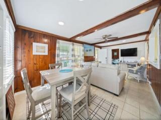 Beach Cabin cottage - Carolina Beach - 3