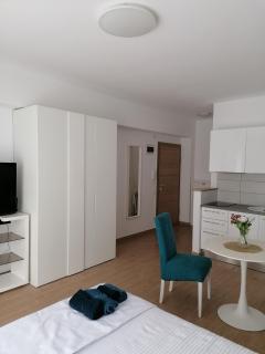 De Silva Moon Studio - Mamaia - 5