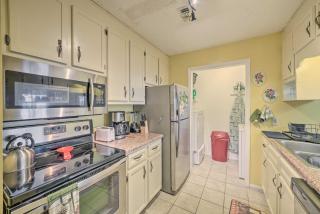 2 Mi to Beach! Bayside PCB Escape with Pool Access - 4