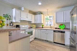 Patio and Gas Grill Charming Bluffton Escape! - Bluffton - 1