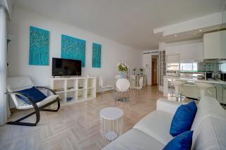 GRA3 - Studio cabine, centre ville - Cannes - 2