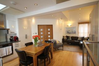 Cambridge city centre immaculate 2 bed apartment - 4