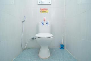 RedDoorz Syariah near Jalan A Yani KM 8 Citraland - Banjarmasin - 6