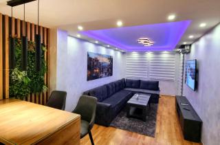 Istocno Sarajevo 03 Privatni Parking - 4