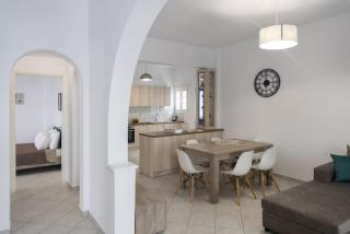 Parian Charming 3bedroom Home - 2