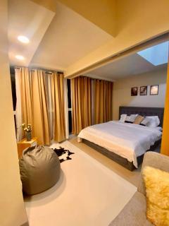 Uptown Parksuites - Manila - 0