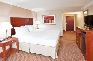 Holiday Inn Express & Suites Niagara Falls by IHG - Niagara Falls - 6
