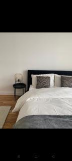 Penthouse Manchester With Balcony Views - Manchester - 8