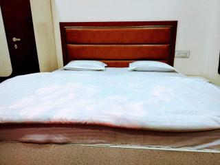 FabHotel Neelkanth - 3