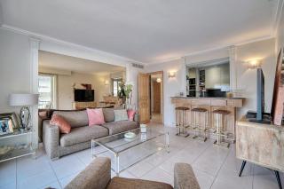 IMMOGROOM - 2 BR - Air conditioning - Wifi - Terrace - Common parking - Cannes - 4