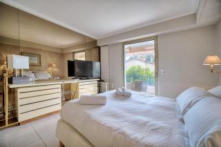 IMMOGROOM - 2 BR - Air conditioning - Wifi - Terrace - Common parking - Cannes - 7