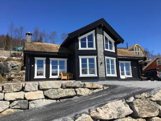 Holiday cottage with 4 bedroom on 145m² in Sogndal - 0