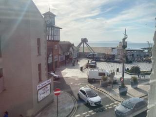 APARTMENT 2 and 4 - PORTRUSH MARINE APARTMENTS - Portrush - 8