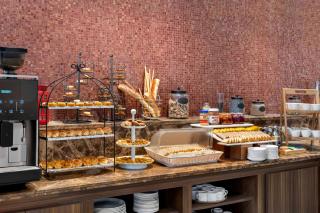 Ramada by Wyndham Jaipur North - Jaipur - 4