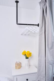 Parkway House - Modern with great transport links - 6