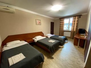 Batesta Hotel - 3