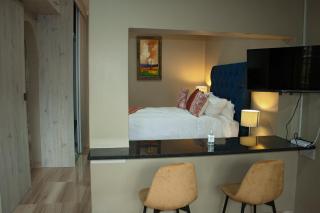 M &M Guest Cottage - Edenvale - 8