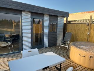 Adorable Tiny House in Reykjavik - 0