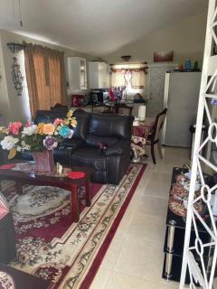 Cheerful Two-bedroom 1bath, WIFI, air conditioning. - Montego Bay - 0