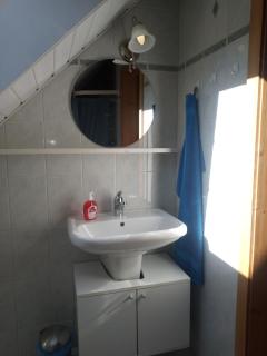 Bright, sunny holiday apartment on the farm - - 2