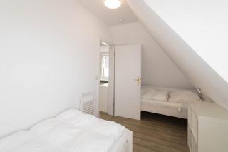 Hüs Auert Tharep, Wohnung 1 - 6
