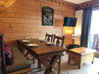 Le Chamois des Alpages de Reberty ski au pied - 1