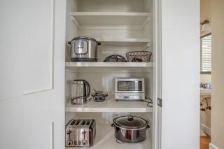 Chez Adsuar - Meredith Lodging - 1