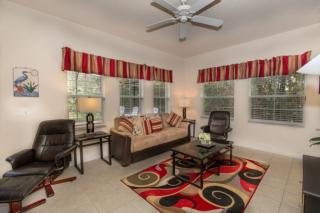 Peaceful Quiet Pool Home 5 min from Disney! townhouse - 6